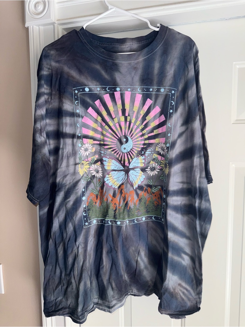 Earth Bound Graphic Tee Call Your Mother L/XL